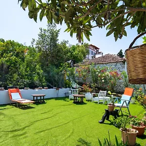 Pela Veranda Exquisite Guest house
